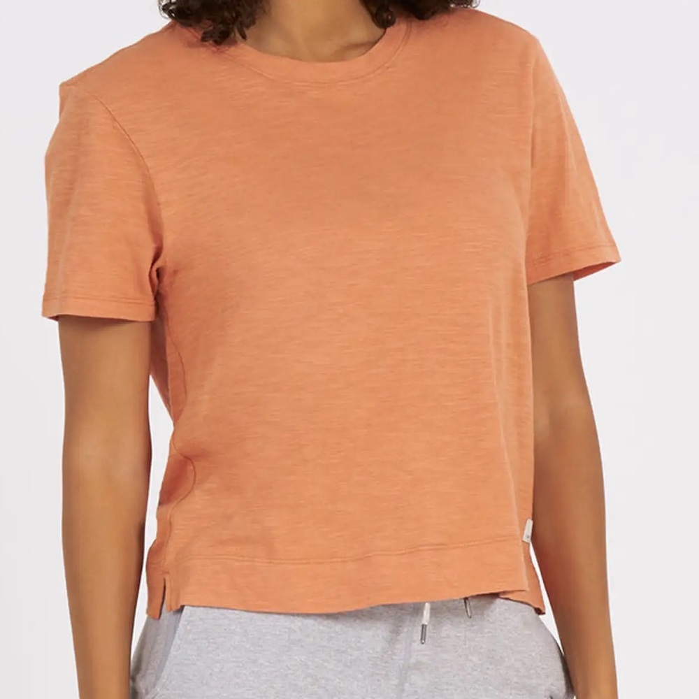 VUORI Women’s Orange/Apricot Short Sleeve T Shirt Size XS